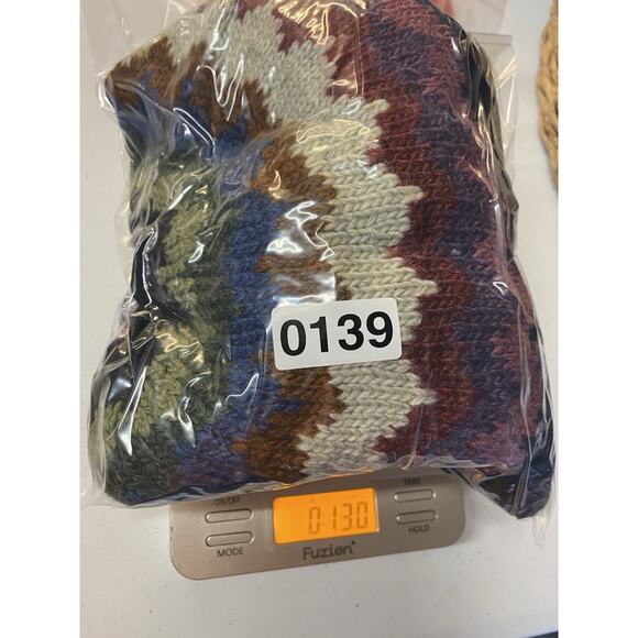 American Eagle Ahhmazingly Soft Sweater Size XS Rainbow Yoke Fair Isle Cabincore - Picture 10 of 10